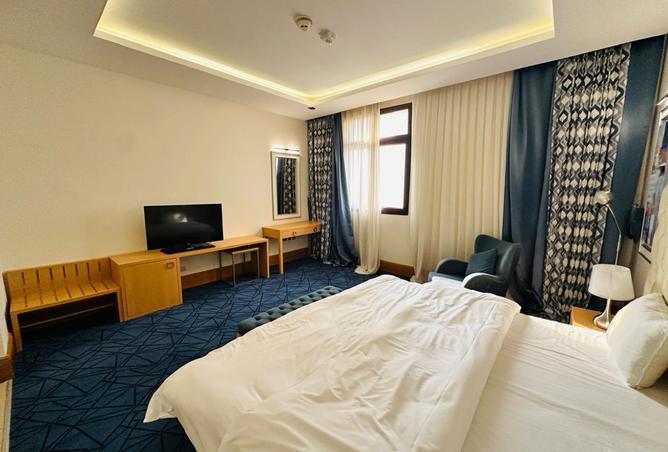 982934 - Property Image 3