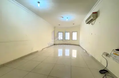 Apartment - 3 Bedrooms - 3 Bathrooms for rent in Old Airport Road - Old Airport Road - Doha