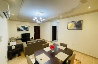 Apartment - 2 Bedrooms - 2 Bathrooms for rent in Asim Bin Omar Street - Al Mansoura - Doha