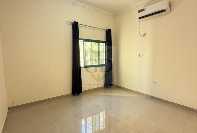 1001294 - Property Image 2