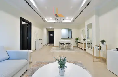 Apartment - 1 Bedroom - 2 Bathrooms for sale in Porto Arabia - The Pearl Island - Doha