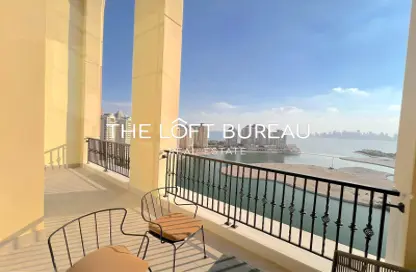Penthouse - 3 Bedrooms - 4 Bathrooms for rent in Viva West - Viva Bahriyah - The Pearl Island - Doha
