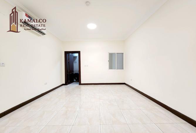 953921 - Property Image 3