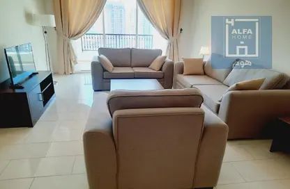 Living Room image for: Apartment - 1 Bedroom - 1 Bathroom for rent in Viva West - Viva Bahriyah - The Pearl Island - Doha, Image 1
