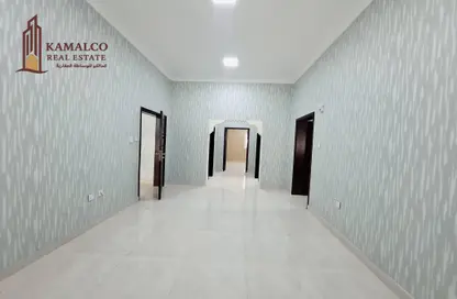 Apartment - 2 Bedrooms - 2 Bathrooms for rent in Al Sadd - Doha