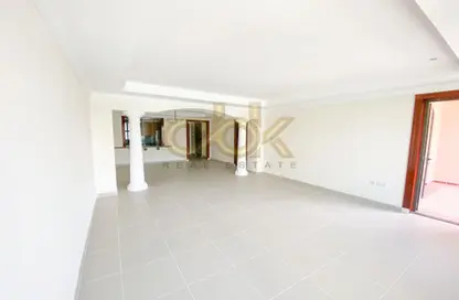 Townhouse - 2 Bedrooms - 3 Bathrooms for sale in East Porto Drive - Porto Arabia - The Pearl Island - Doha