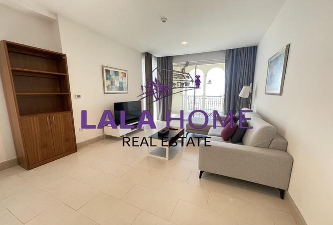 866448 - Property Image 2