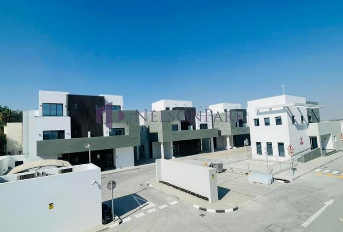 977934 - Property Image 2