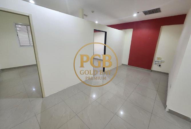 943019 - Property Image 2