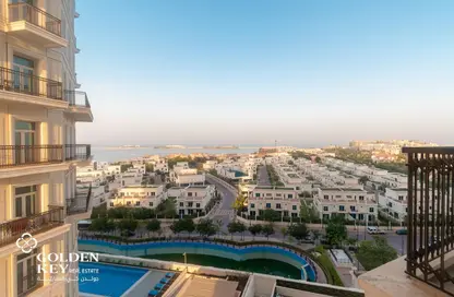 Apartment - 3 Bedrooms - 4 Bathrooms for rent in Floresta Gardens - Floresta Gardens - The Pearl Island - Doha