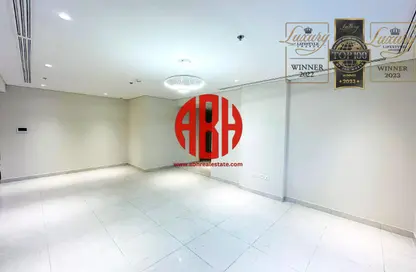 Apartment - 2 Bedrooms - 3 Bathrooms for rent in Al Erkyah City - Lusail