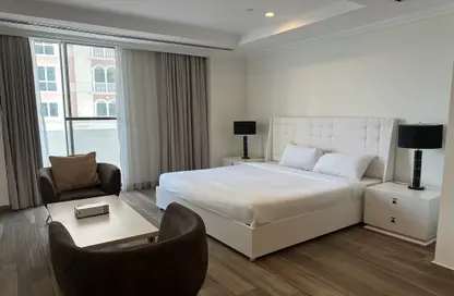 Apartment - Studio - 1 Bathroom for rent in Viva West - Viva Bahriyah - The Pearl Island - Doha