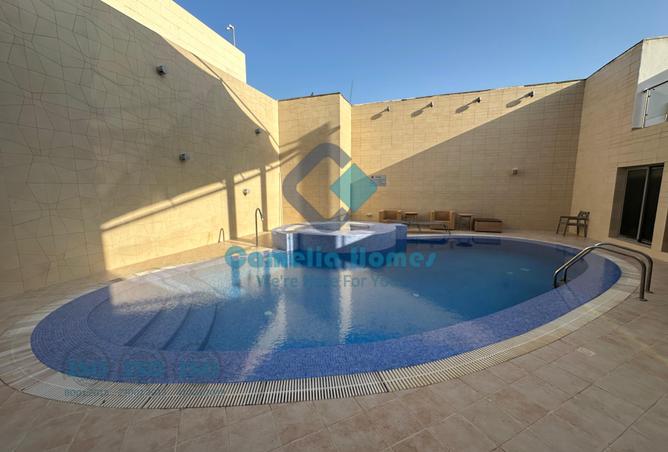 949220 - Property Image 2