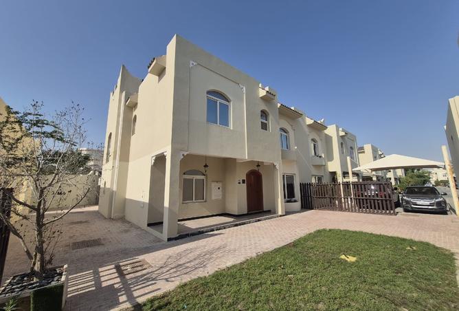 996247 - Property Image 2