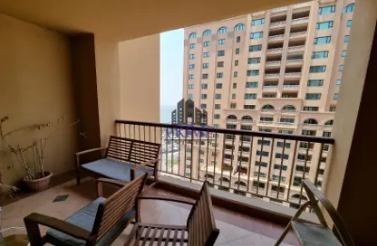 Apartment - 2 Bedrooms - 2 Bathrooms for rent in Tower 28 - Porto Arabia - The Pearl Island - Doha