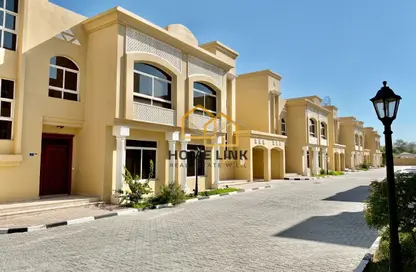 Villa - 4 Bedrooms - 4 Bathrooms for rent in Wadi Al Markh - Muraikh - AlMuraikh - Doha