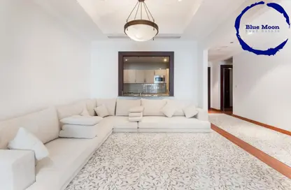 Apartment - 1 Bedroom - 2 Bathrooms for rent in West Porto Drive - Porto Arabia - The Pearl Island - Doha Apartment - 1 Bedroom - 2 Bathrooms for rent in West Porto Drive - Porto Arabia - The Pearl Island - Doha