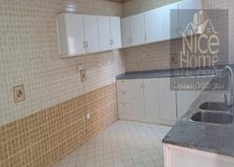 صورةمطبخ لـ: فيلا - 7 غرف نوم - 6 حمامات للكراء في شمال مويثر - منطقة مويثر - الدوحة, صورة 1