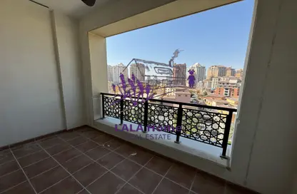Penthouse - 1 Bedroom - 2 Bathrooms for rent in Viva West - Viva Bahriyah - The Pearl Island - Doha