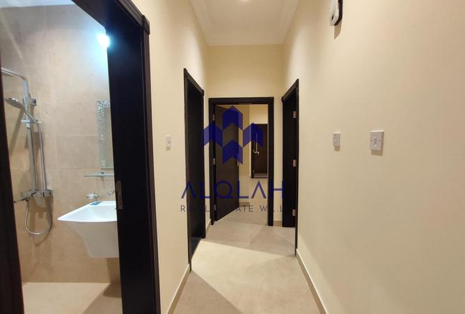 940104 - Property Image 3
