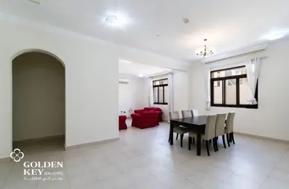 Dining Room image for: Villa - 6 Bedrooms - 7 Bathrooms for rent in Bu Hamour Street - Abu Hamour - Doha, Image 1