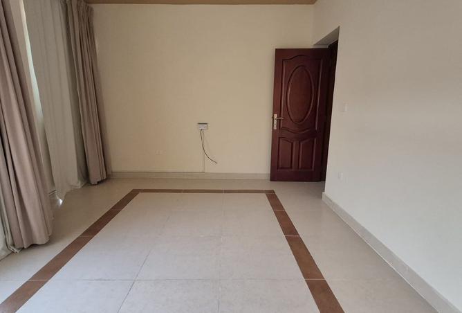 945372 - Property Image 3
