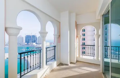 شقة - 2 غرف نوم - 3 حمامات للايجار في فيفا سنترال - فيفا بحرية - جزيرة اللؤلؤة - الدوحة