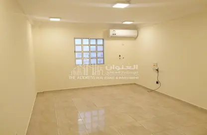 شقة - 2 غرف نوم - 2 حمامات للايجار في شارع عبد الرحمن بن جاسم - طريق مسيعيد - الوكرة