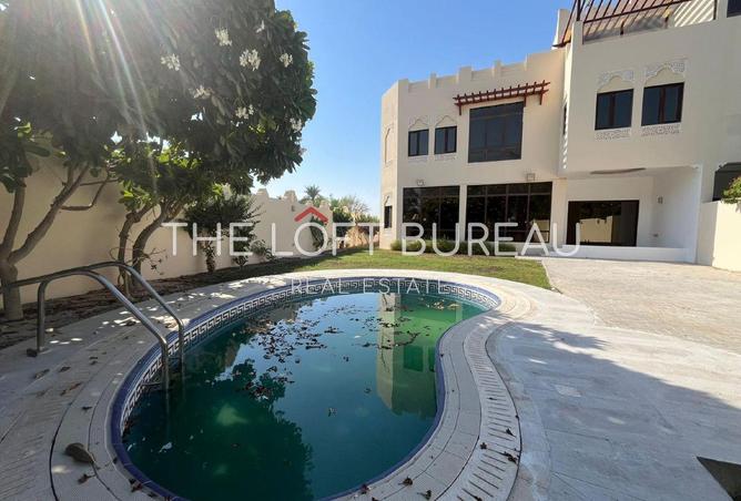 985762 - Property Image 3