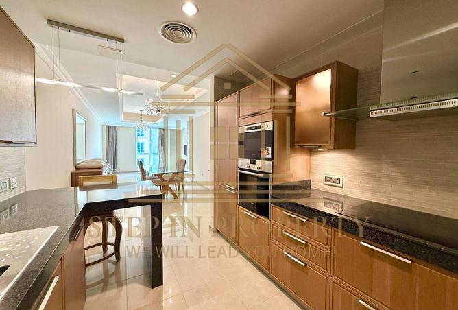 958443 - Property Image 2