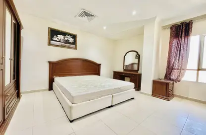 Apartment - 1 Bedroom - 1 Bathroom for rent in Umm Ghuwailina 4 - Umm Ghuwailina - Doha