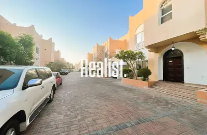 Villa - 4 Bedrooms - 5 Bathrooms for rent in Old Airport Road - Old Airport Road - Doha