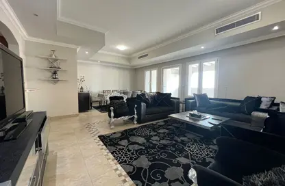 Apartment - 3 Bedrooms - 4 Bathrooms for sale in East Porto Drive - Porto Arabia - The Pearl Island - Doha