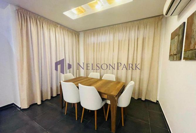 958335 - Property Image 3