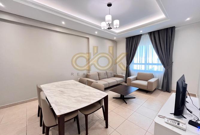 965121 - Property Image 2