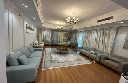 Apartment - 3 Bedrooms - 5 Bathrooms for rent in West Porto Drive - Porto Arabia - The Pearl Island - Doha