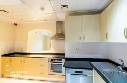 شقة - غرفة نوم - 2 حمامات للايجار في طريق بورتو الغربي - بورتو أرابيا - جزيرة اللؤلؤة - الدوحة