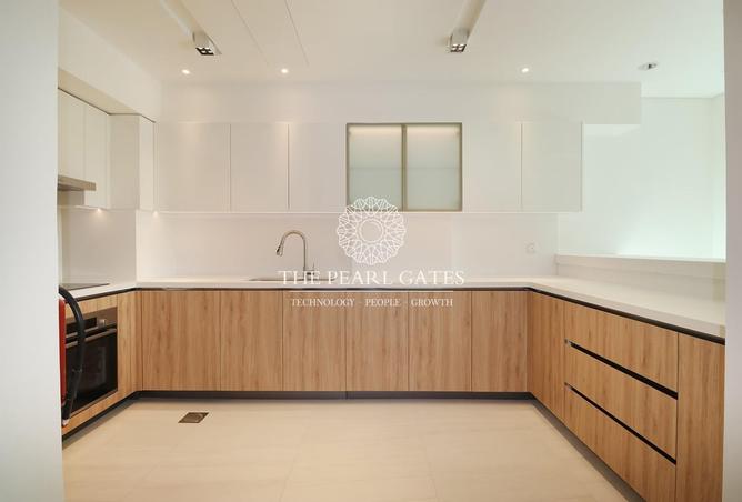 969221 - Property Image 3