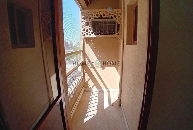 930680 - Property Image 3