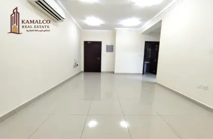 Apartment - 2 Bedrooms - 2 Bathrooms for rent in Al Mansoura - Doha