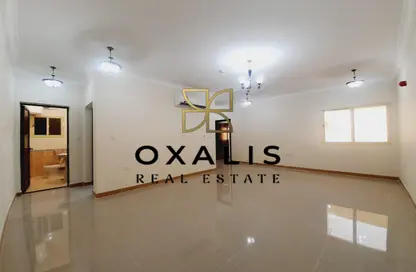 شقة - 2 غرف نوم - 2 حمامات للايجار في شارع ثابت بن زايد - المنصورة - الدوحة