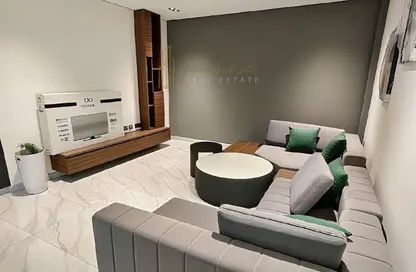 Apartment - 2 Bedrooms - 4 Bathrooms for rent in Boulevard View - Yasmeen City - Lusail