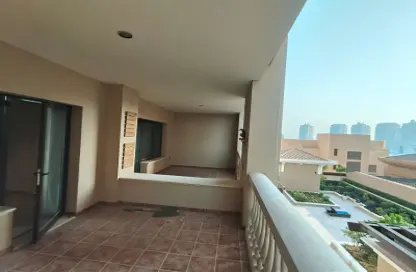 Apartment - 1 Bedroom - 2 Bathrooms for rent in Tower 14 - Porto Arabia - The Pearl Island - Doha