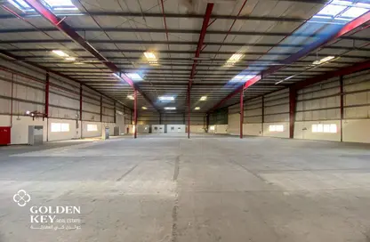 Warehouse - Studio for rent in Ras Abu Aboud - Doha