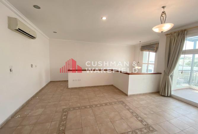 Villa - 3 Bedrooms - 3 Bathrooms for rent in Ain Khaled - Ain Khaled - Doha