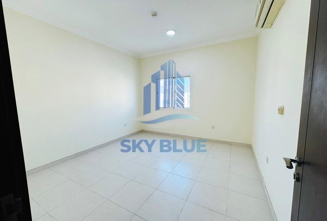 932019 - Property Image 2
