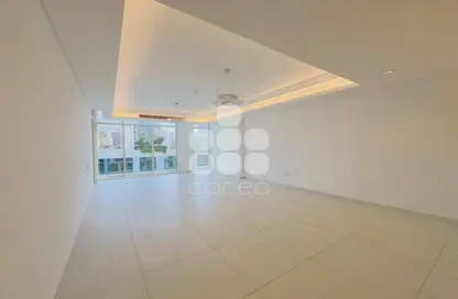 Apartment - 1 Bedroom - 2 Bathrooms for rent in Gewan Island - The Pearl Island - Doha