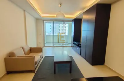 Apartment - Studio - 1 Bathroom for rent in Viva West - Viva Bahriyah - The Pearl Island - Doha