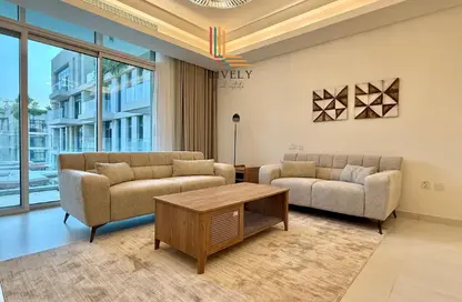 Apartment - 2 Bedrooms - 3 Bathrooms for rent in Gewan Island - The Pearl Island - Doha