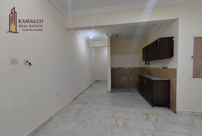 963852 - Property Image 3